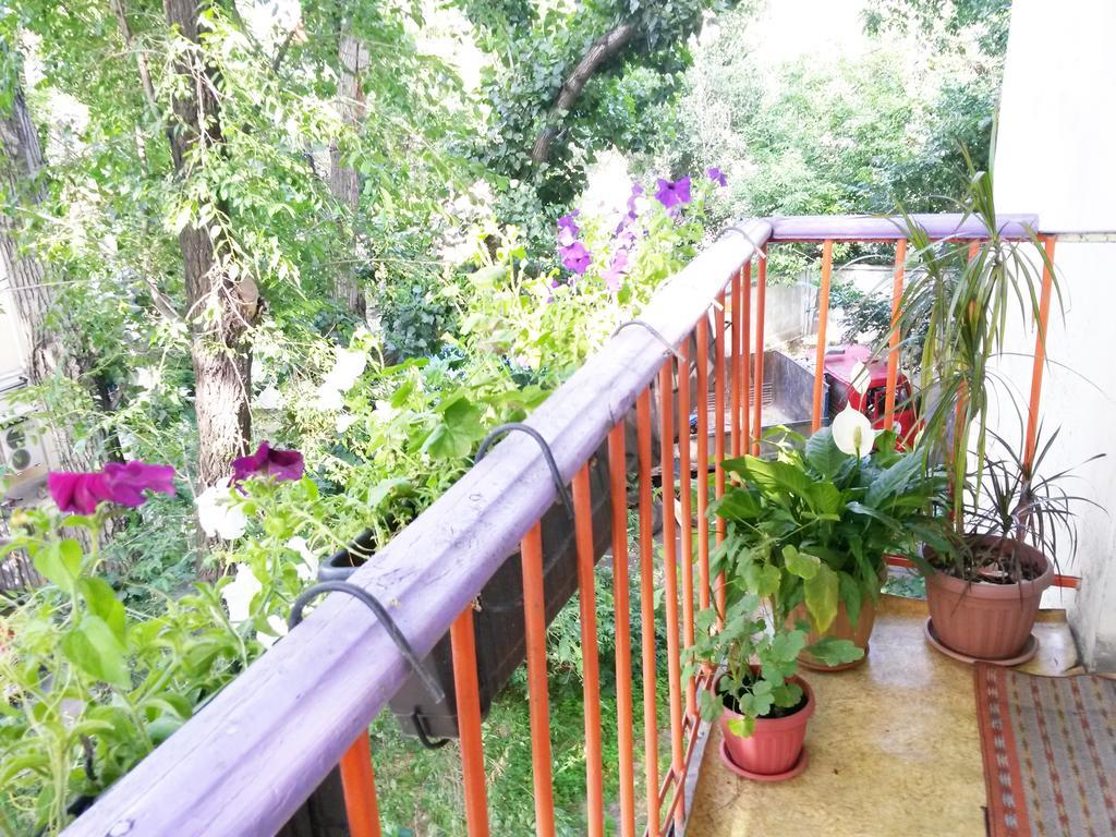 "В Центре Города" Квартира - "Downtown" Apartment Almaty Extérieur photo